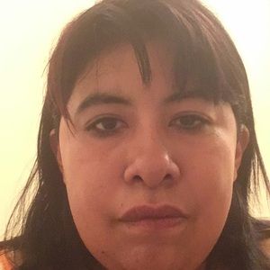 Meet your Posher, Roxanne